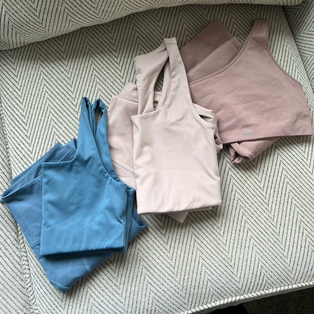 NWOT Workout set bundle